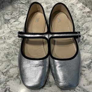 ZARA Sliver Mary Jane Ballet Flats with Buckle Shoes SZ 36 = 6 US
